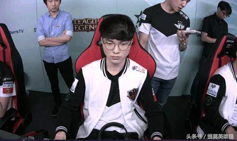 用他强大的 用他强大的